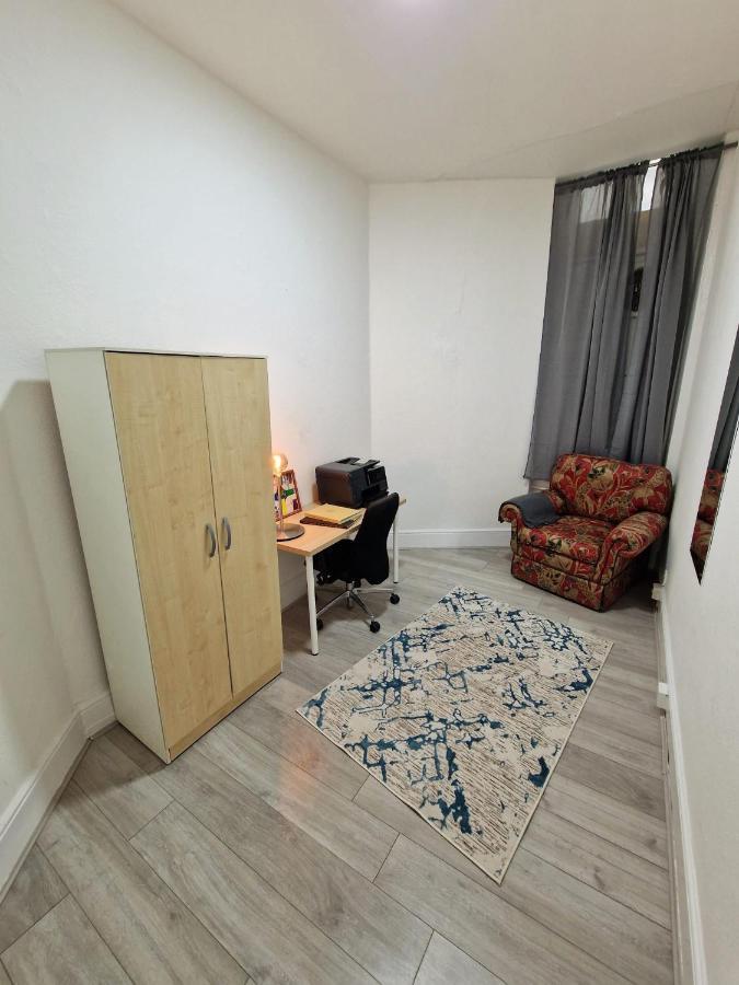 Spacious 4 Bedrooms Apartment For 10 Near Marble Arch ロンドン エクステリア 写真