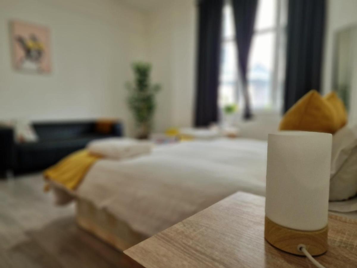 Spacious 4 Bedrooms Apartment For 10 Near Marble Arch ロンドン エクステリア 写真