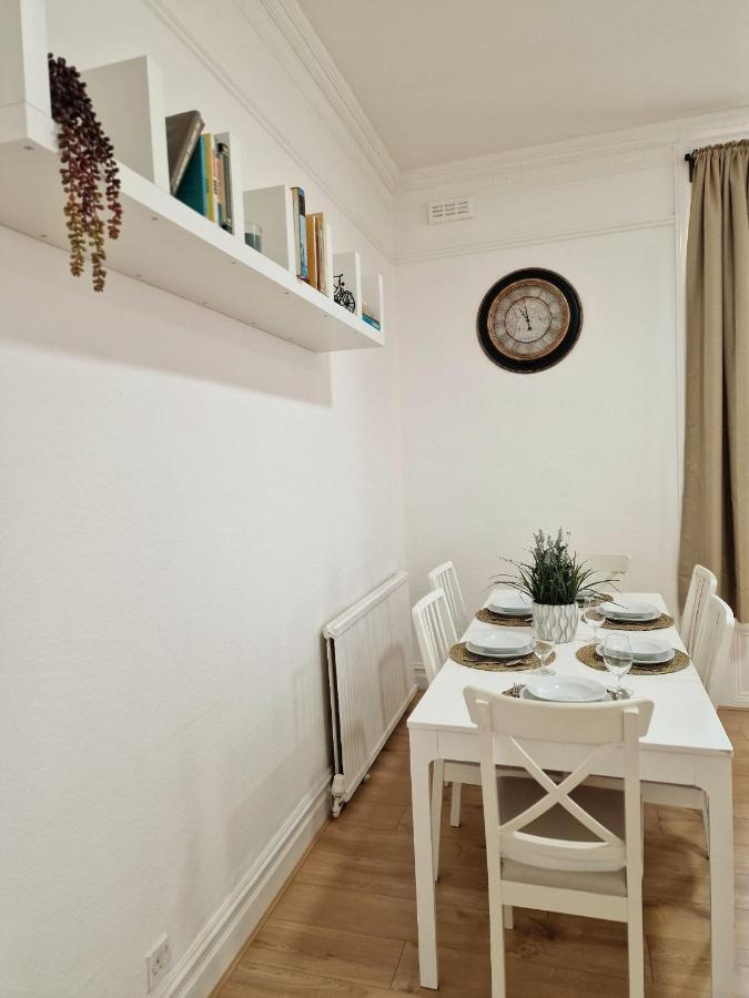 Spacious 4 Bedrooms Apartment For 10 Near Marble Arch ロンドン エクステリア 写真