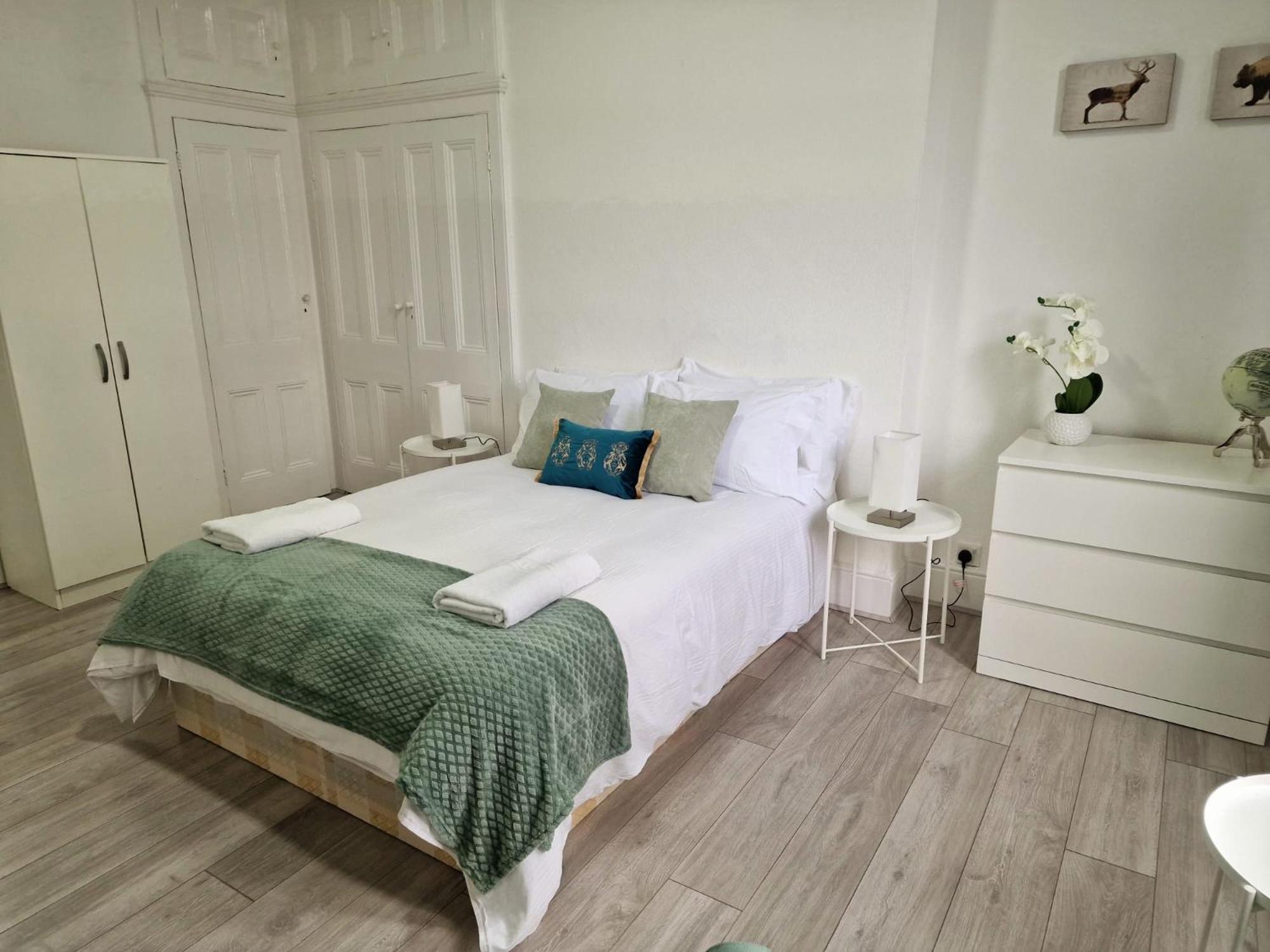 Spacious 4 Bedrooms Apartment For 10 Near Marble Arch ロンドン エクステリア 写真